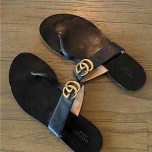 Gucci Woman’s Black Sandals with Gold Logo